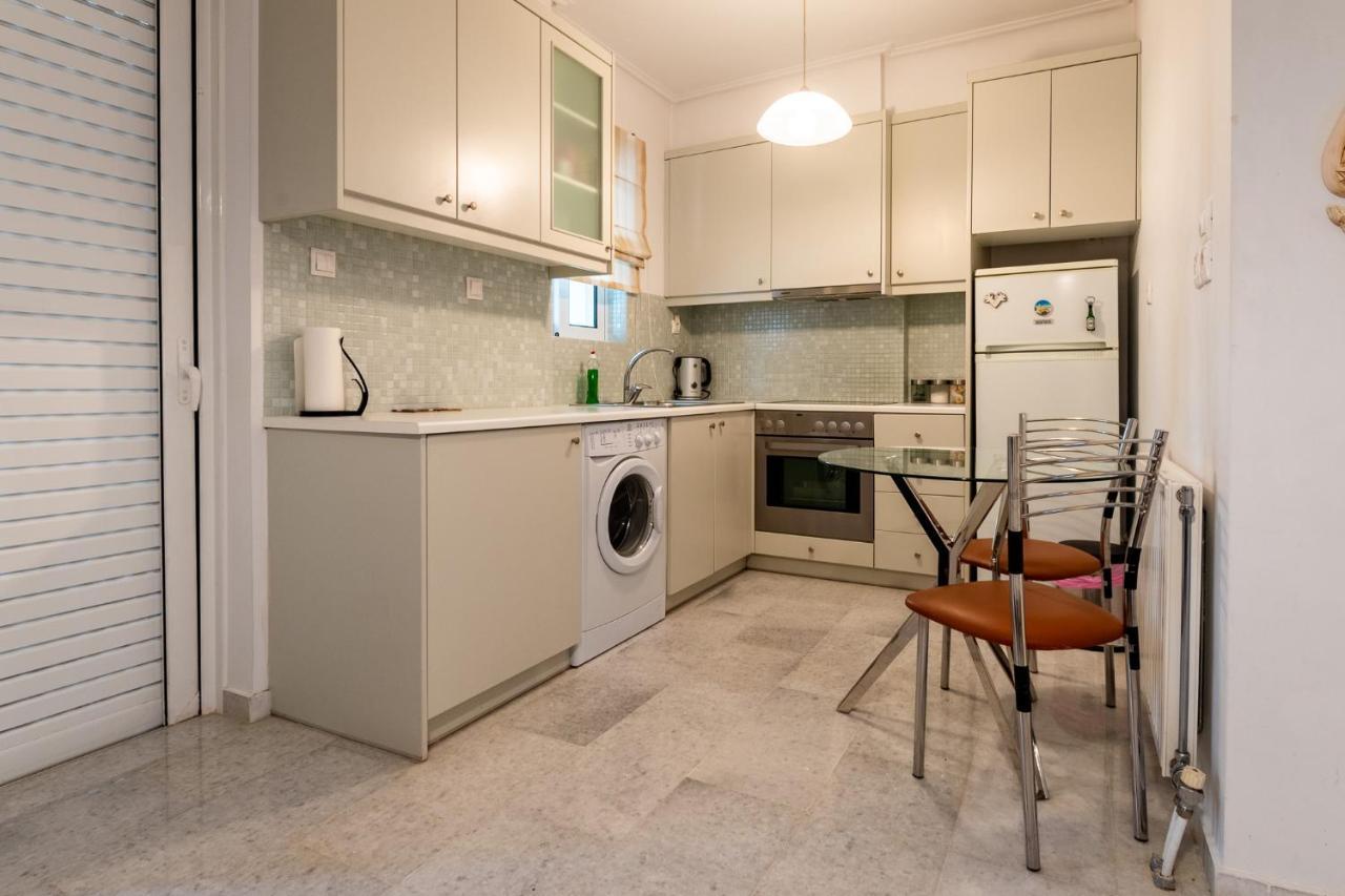 Athens Retreat 1-Bdr Apt Close To Metro Station Apartment Bagian luar foto