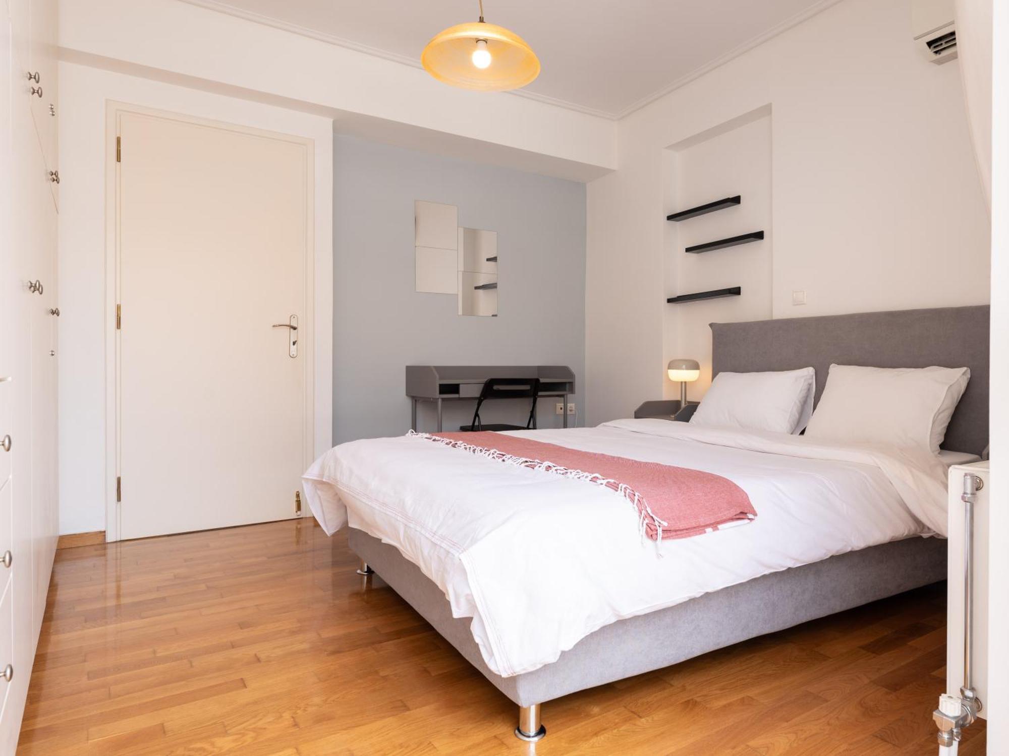 Athens Retreat 1-Bdr Apt Close To Metro Station Apartment Bagian luar foto