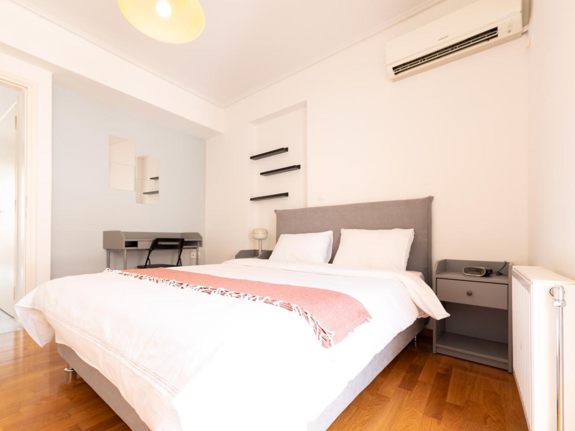 Athens Retreat 1-Bdr Apt Close To Metro Station Apartment Bagian luar foto